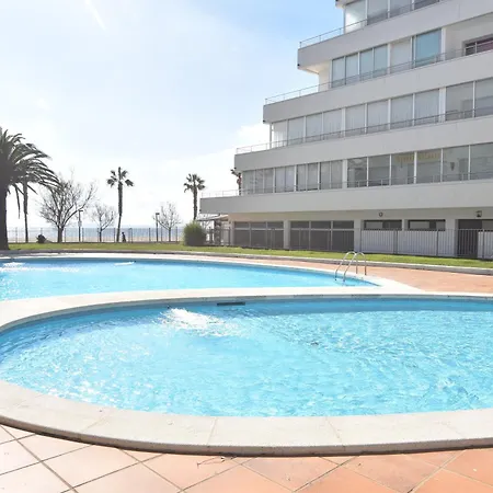 Rnet - Rhc 3402 Center Apartment *